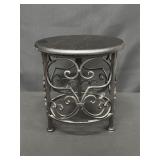 Metal Accent Plant Stand