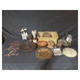 Decorative Items and Figurines