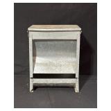 Galvanized Metal Feeder