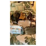 7 vintage purse bags, includes a white ostrich