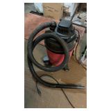 5 gallon shop vac, 1.25 peak horsepower, with the