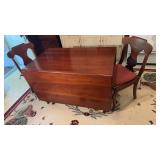Beautiful drop leaf table with 2 pull out swing