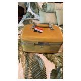 Vintage yellow American twister make up case,
