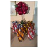 Set of eight vintage plaid drinking glasses, with