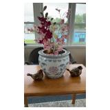 Large Chinese porcelain flower pot, with pink and