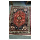 Antique medium carpet rug handmade in Iran, 100%