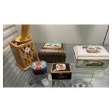 4 vintage boxes, inlaid box from India, porcelain