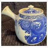 Antique Meiji Period Japanese Porcelain Tea Pot