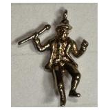 9K gold charm ï¿½ a dancing leprechaun