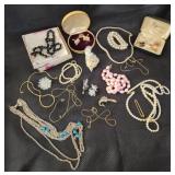 Vintage Costume Jewelry Lot