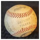 Rawlings Baseball 1963 signed by Detroit Tigers