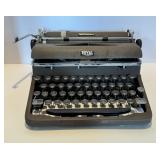 Vintage 'Royal - Quiet DeLuxe' Manual Typewriter