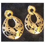 Fine 14K Yellow Gold Decorated Pierced Earrings