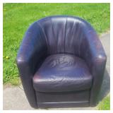 Vintage Brown Leather Swiveling Barrel Club Chair