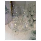 Vintage 8 Wine Stemmed Glasses