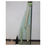 LH front glass for Packer