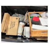 Lot of assorted hardware