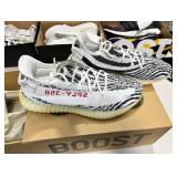 Yeezy boost zebra 350V2 size 11.5 appears new