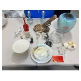 Lot of assorted decor items including vase