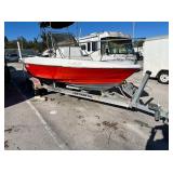 1990 Aquasport 17' Center Console Boat