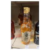 (5) Trader Vic's Gold Rum 1.0L