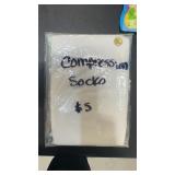 (4) Compression Socks XL