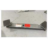Pittsburgh Automotive 2 Ton Floor Jack Cross Beam