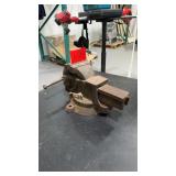 Bench Vise. Large cast iron bench vise