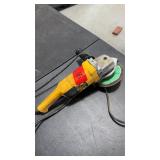 DeWalt DW474 7 Inch Angle Grinder Type 1