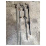 4 - Pipe clamps 4 - Pipe clamps