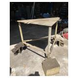 Welding table w/ 2 wheel brakes