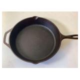 Lodge 10SK Cast Iron Skillet