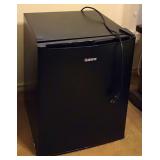 Galanz Model GL27BK 2.7cu.ft. Mini-Fridge
