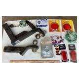 2 Receiver Hitches and Trailer Reflectors