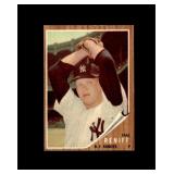 1962 Topps #139 Hal Reniff Pitching VG to VG-EX+