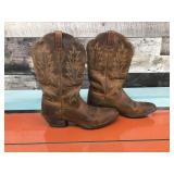 Ladies Ariat cowboy boots