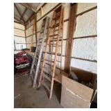 1 Wooden Ladder