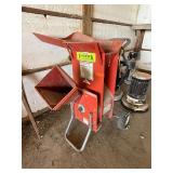 Tomahawk Wood Chipper