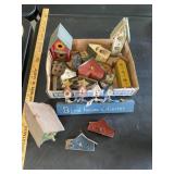 Birdhouse Decor
