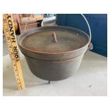 Cast Iron Dutch Oven
