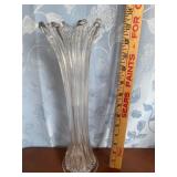 Ruffle Stretch Vase Ruffle Stretch Vase