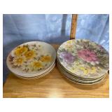 Vintage Plastic Plates Vintage Plastic Plates