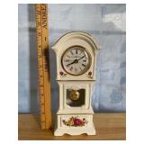 Howard Miller Porcelain Clock Howard Miller Porcelain Clock