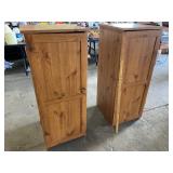 2 Wooden Cabinets 2 Wooden Cabinets
