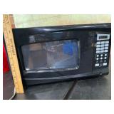 Rival Microwave 700 Watts Rival Microwave 700 Watts