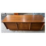 Lane Cedar Chest Lane Cedar Chest