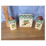 Ceramic Apple Salt and Pepper Shakers/Napk Holder