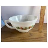 Federal Glass Mixing Bowl with Spout Federal Glass Mixing Bowl with Spout