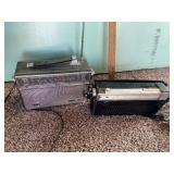 2 Vintage Radios