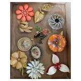 Vintage Broaches Vintage Broaches